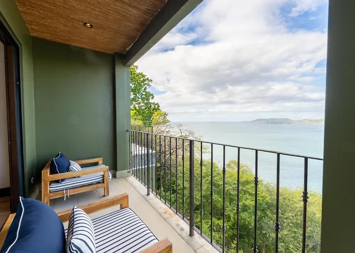 360 Splendor 104f-ocean View Residencebreakfast Included! Playa Flamingo